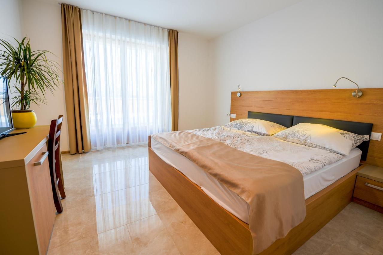 Baron Hotel
